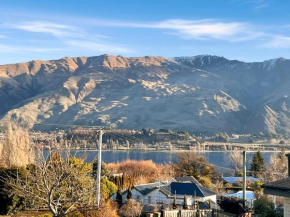 Farm Cottage Charm, Wanaka